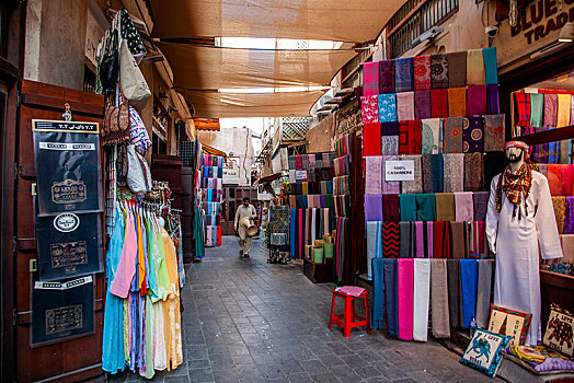 迪拜迪拜湾旅游船码头小商品市场
