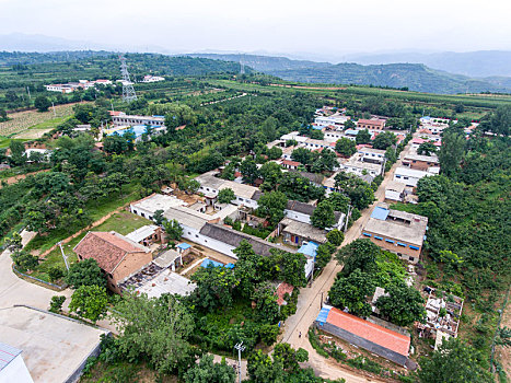 航拍河南三门峡灵宝市川口乡赵家沟村