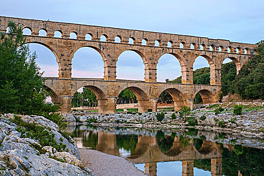 加尔桥,罗马水道,上方,河,夜光,朗格多克-鲁西永大区,法国,欧洲