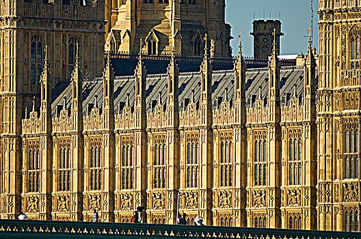 英格兰,伦敦,威斯敏斯特,行人,穿过,威斯敏斯特桥,上方,泰晤士河,议会大厦,背景