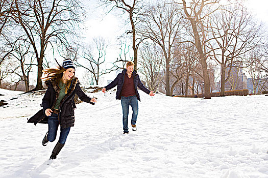 年轻,情侣,跑,雪,中央公园,纽约,美国