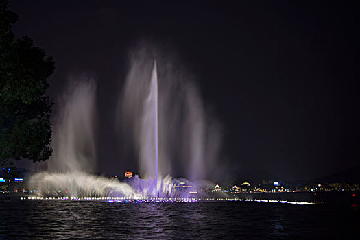 西湖夜景喷泉