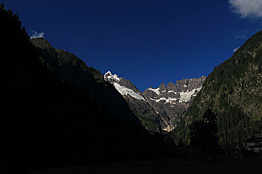 雪山