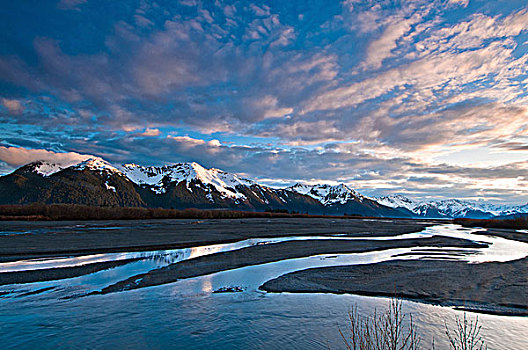 晨光,上方,楚加奇山,缠结,河,楚加奇国家森林,阿拉斯加,春天