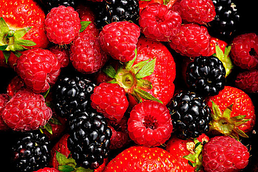 草莓,树莓,黑莓