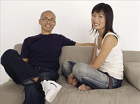 亚洲人,伴侣,沙发