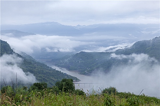 中国四川宜宾金沙江向家坝库区风景