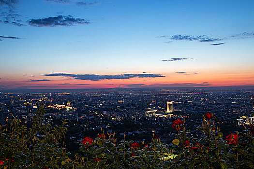 哈萨克斯坦,阿拉木图,夜景