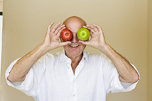 男人,拿着,苹果,正面,眼睛