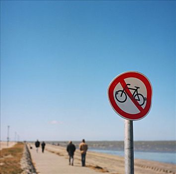 自行车,禁止