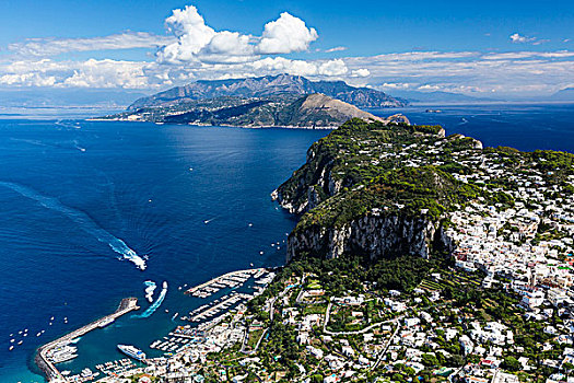 俯视图,卡普里岛,港口,索伦托,半岛,背景,那不勒斯湾,伊特鲁里亚海,坎帕尼亚区,意大利