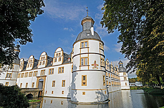 角塔,城堡,护城河,文艺复兴,帕德博恩,北莱茵威斯特伐利亚,德国,欧洲