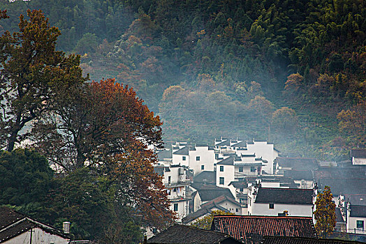 初秋清晨石城村