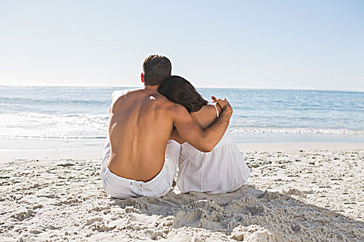 坐,夫妇,沙子,看,海洋,海滩