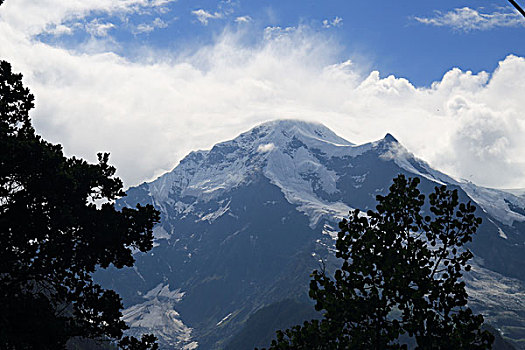 神山