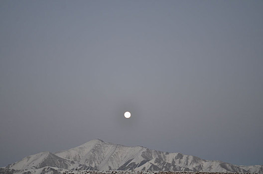 新疆哈密,天山雪韵