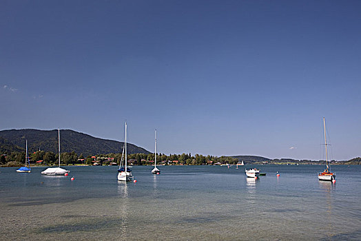 帆船,湖,泰根湖,洛赫特-伊根,上巴伐利亚,巴伐利亚,德国南部,德国