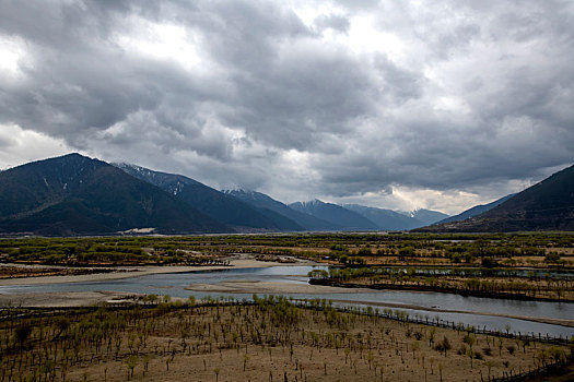 雅尼湿地