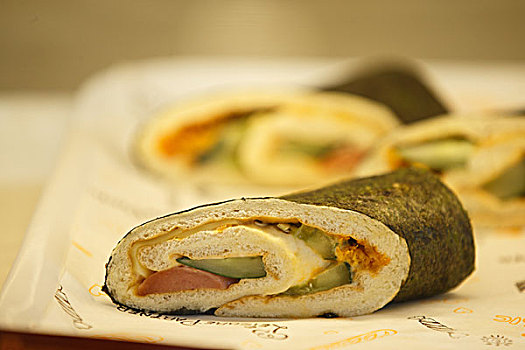 日本料理寿司卷