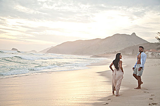 中年,夫妻,海滩,里约热内卢,巴西