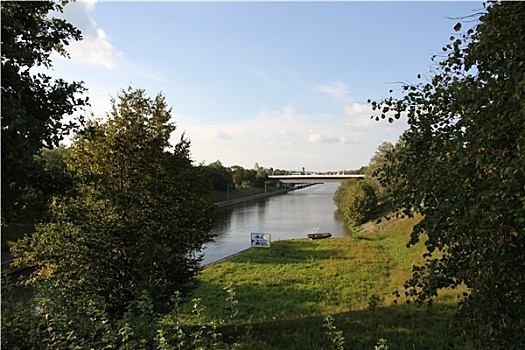 莱茵,多瑙河