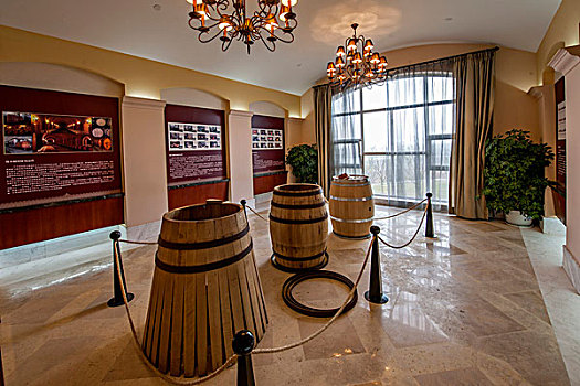 山东省蓬莱市君顶葡萄酒庄园橡木文化展示室