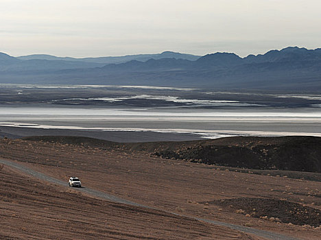 汽车,沙漠公路,死谷,加利福尼亚,美国