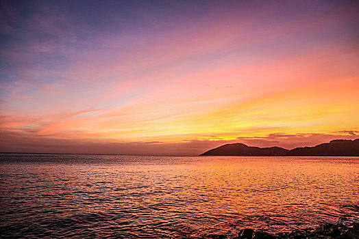 夕阳海边自然风光