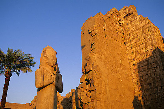 埃及,尼罗河,路克索神庙,卡尔纳克神庙,雕塑,拉美西斯二世