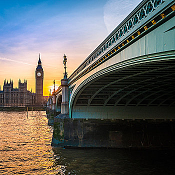大本钟,逆光,日落,议会大厦,威斯敏斯特桥,泰晤士河,威斯敏斯特,伦敦,区域,英格兰,英国,欧洲