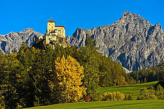 秋日风光,城堡,恩格达恩,瑞士,欧洲