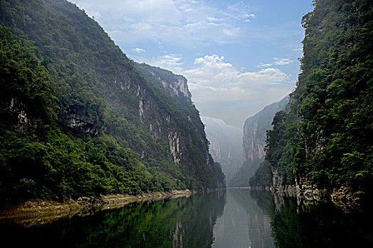 重庆黔江阿蓬江深山峡谷