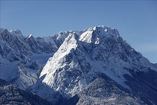 山,中间,楚格峰,右边,加米施帕藤基兴,陆地,上巴伐利亚,巴伐利亚,德国,欧洲