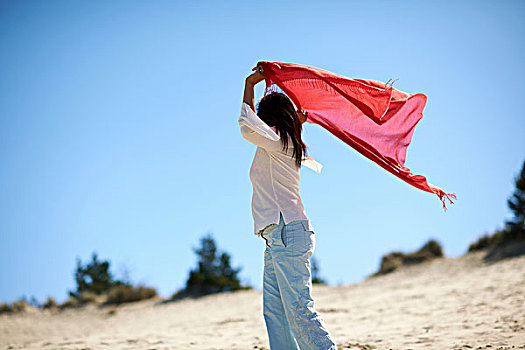 女人,红色,围巾,享受,海滩