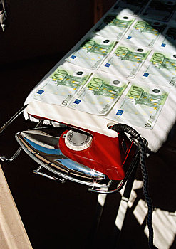 100欧元,钞票,熨衣板