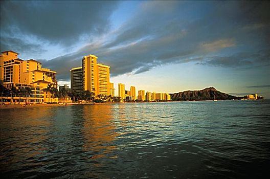 夏威夷,瓦胡岛,怀基基海滩,钻石海岬,日落