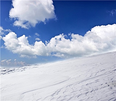 冬季风景,积雪,山,蓝天