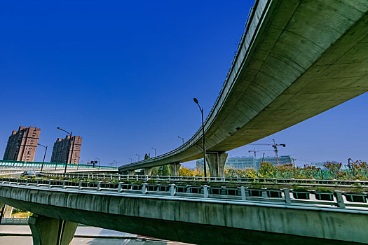 江苏省南京市江北新区都市高架桥建筑