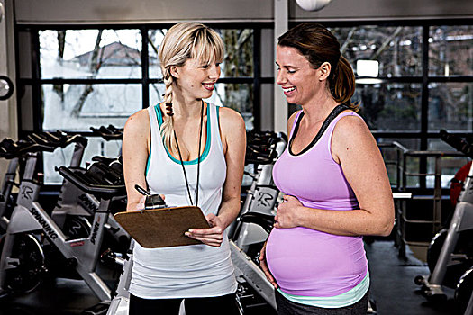 孕妇,锻炼,健身房