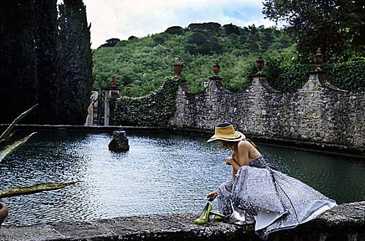 美女,戴着,晚礼服,墙壁,水,背景