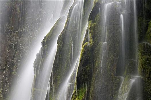 普罗克西瀑布,三姐妹山,荒野,威勒米特国家公园,俄勒冈,美国