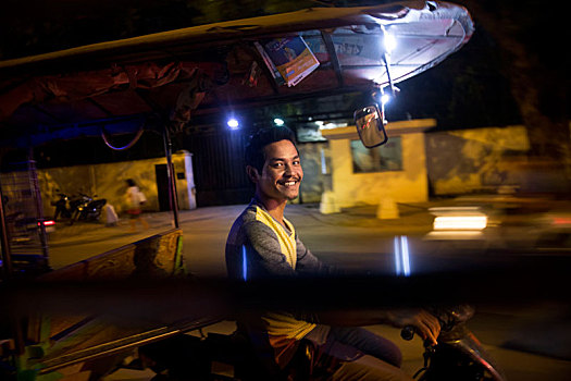 柬埔寨,金边,街景,人力车,驾驶员