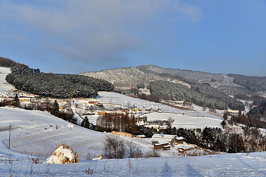 冬季吉林雪村-松岭美景如画