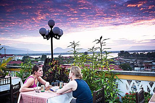 就餐,屋顶,老挝
