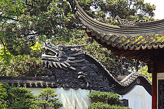 上海豫园砖雕龙