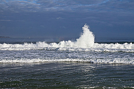 两个,波浪,创作,一个,飞溅,迷你,彩虹,蒙特利湾,加利福尼亚,美国