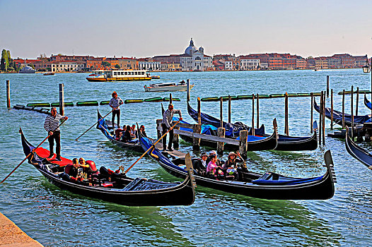 小船,水岸,诸德卡,地区,威尼斯,威尼托,意大利,世界遗产