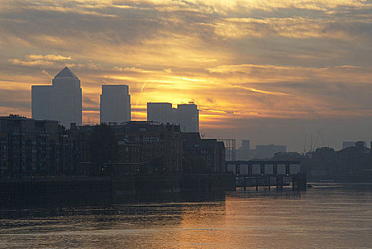 英格兰,伦敦,金丝雀码头,日出,上方,泰晤士河,最高,建筑,英国
