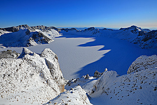 冰雪长白山天池