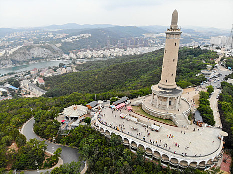 航拍辽宁大连旅顺口区白玉山景区白玉山塔